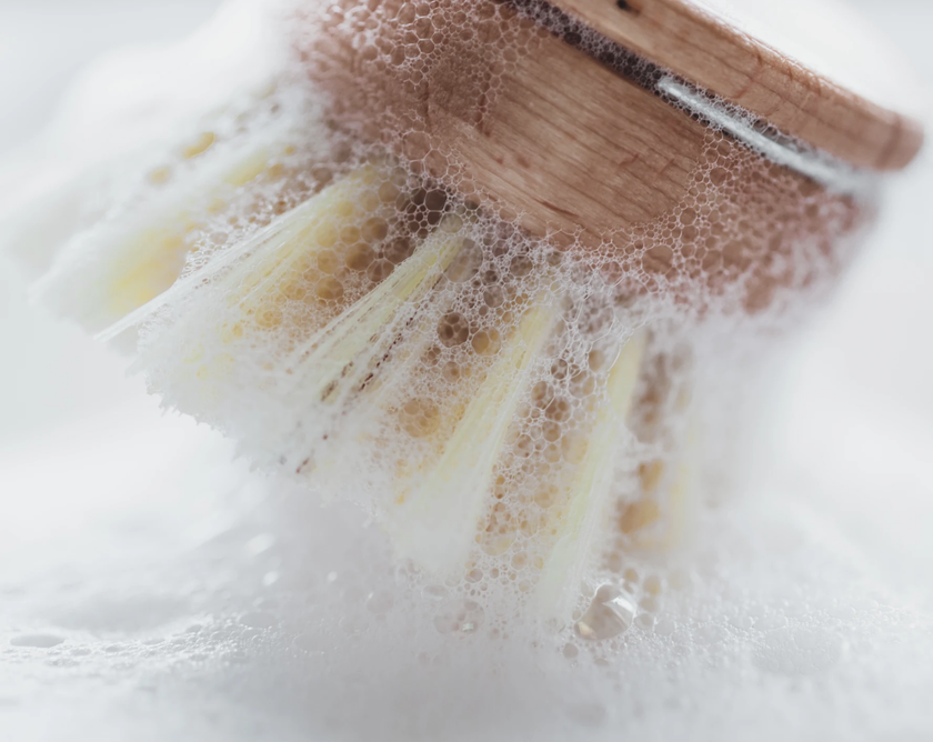 Wooden Dish Brush with Replaceable Head