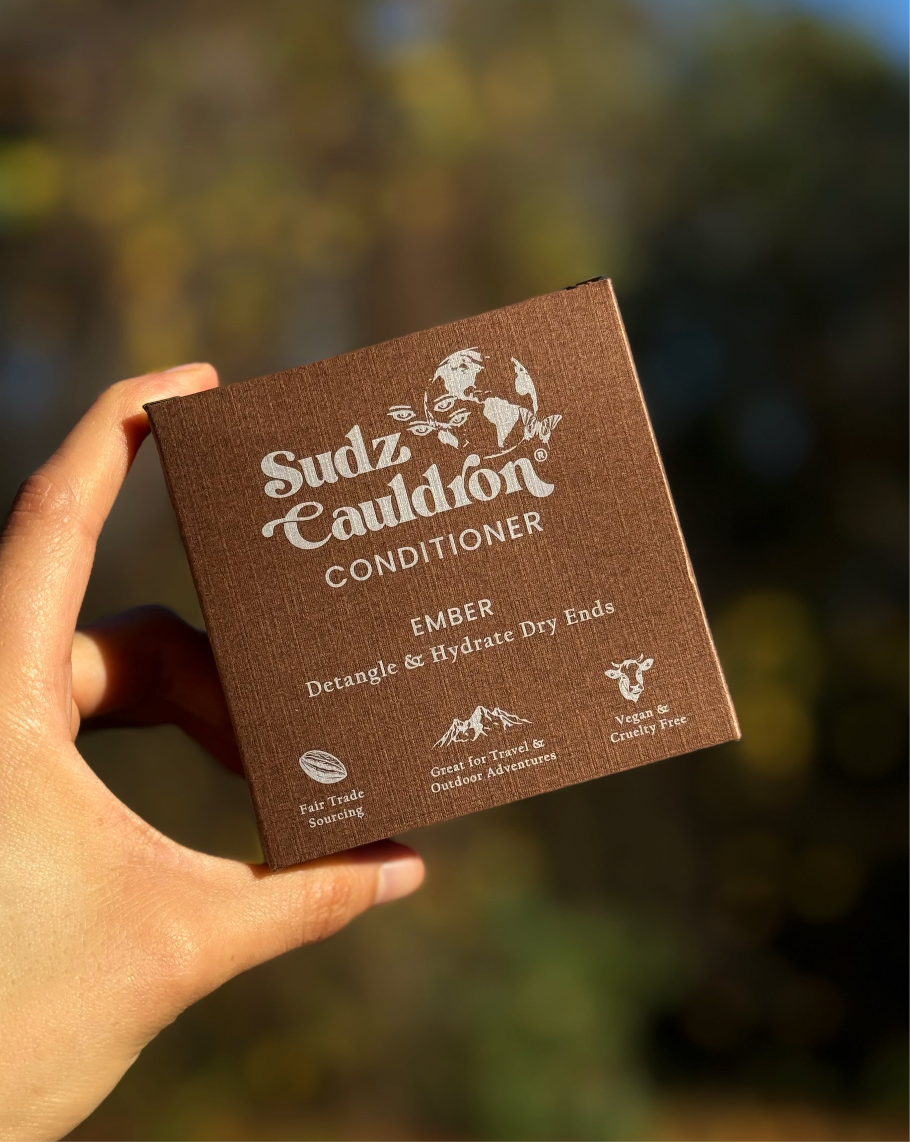 Sudz Cauldron Detangle & Hydrate Dry Ends, Ember Conditioner Bar