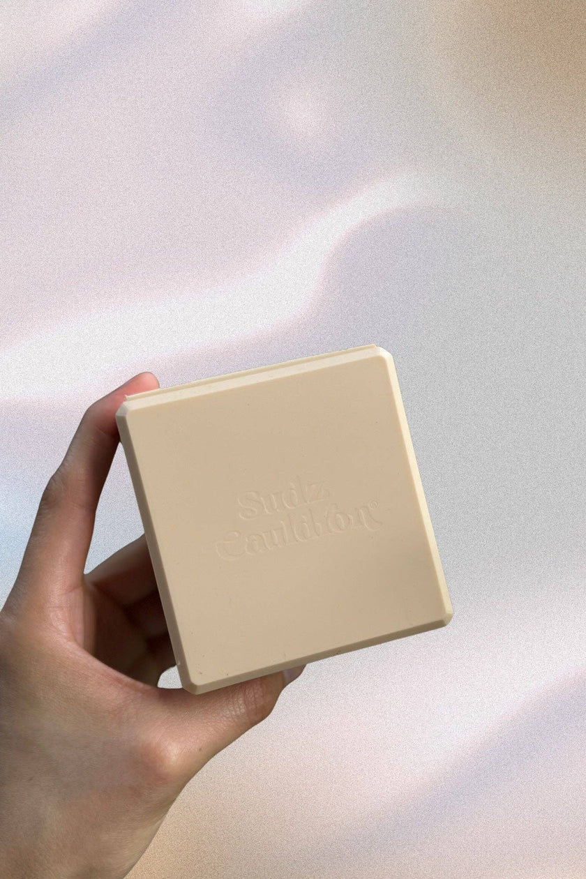 Sudz Cauldron Travel Case: Nude