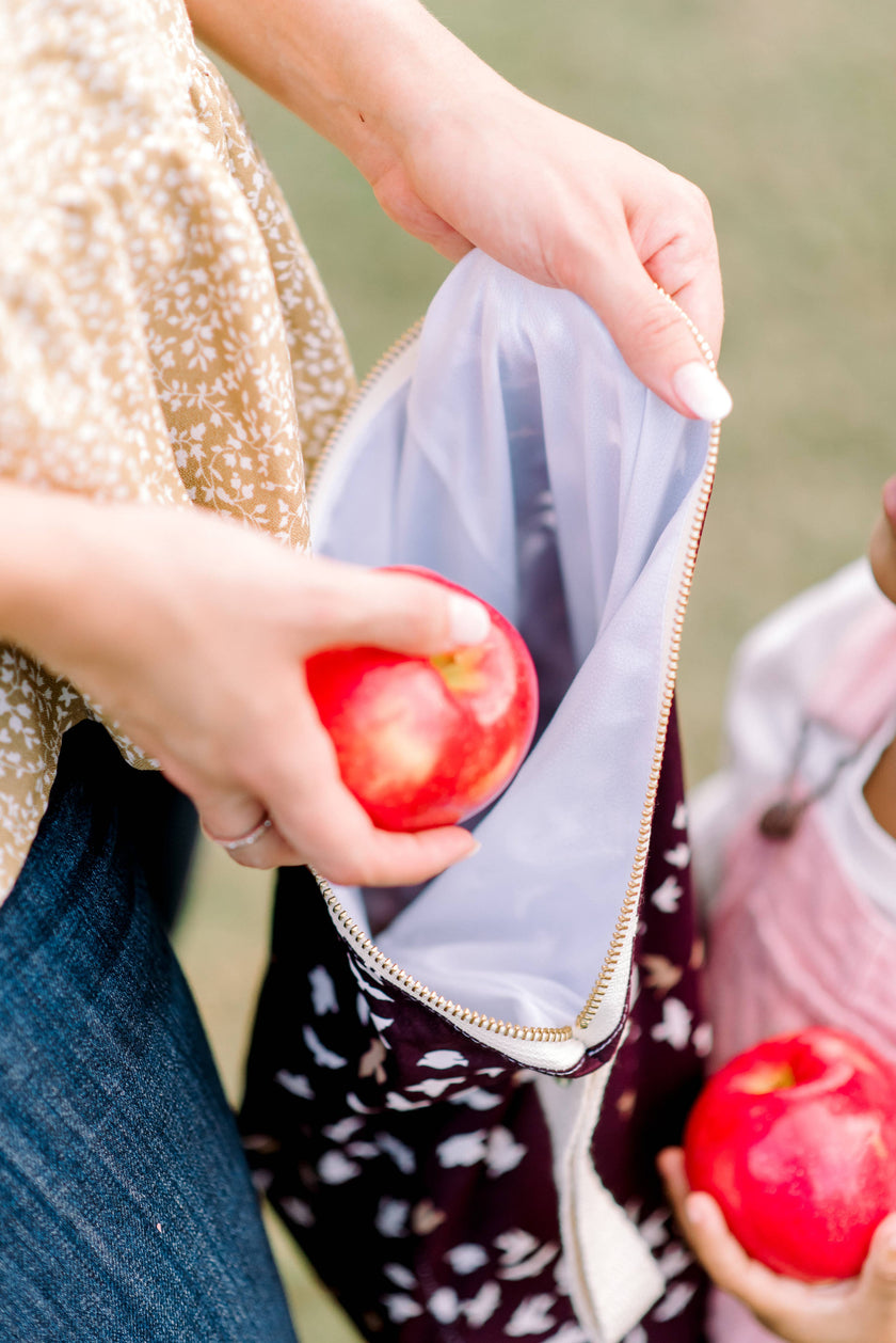 Marley's Monsters Wet Bag: Ivory Floral